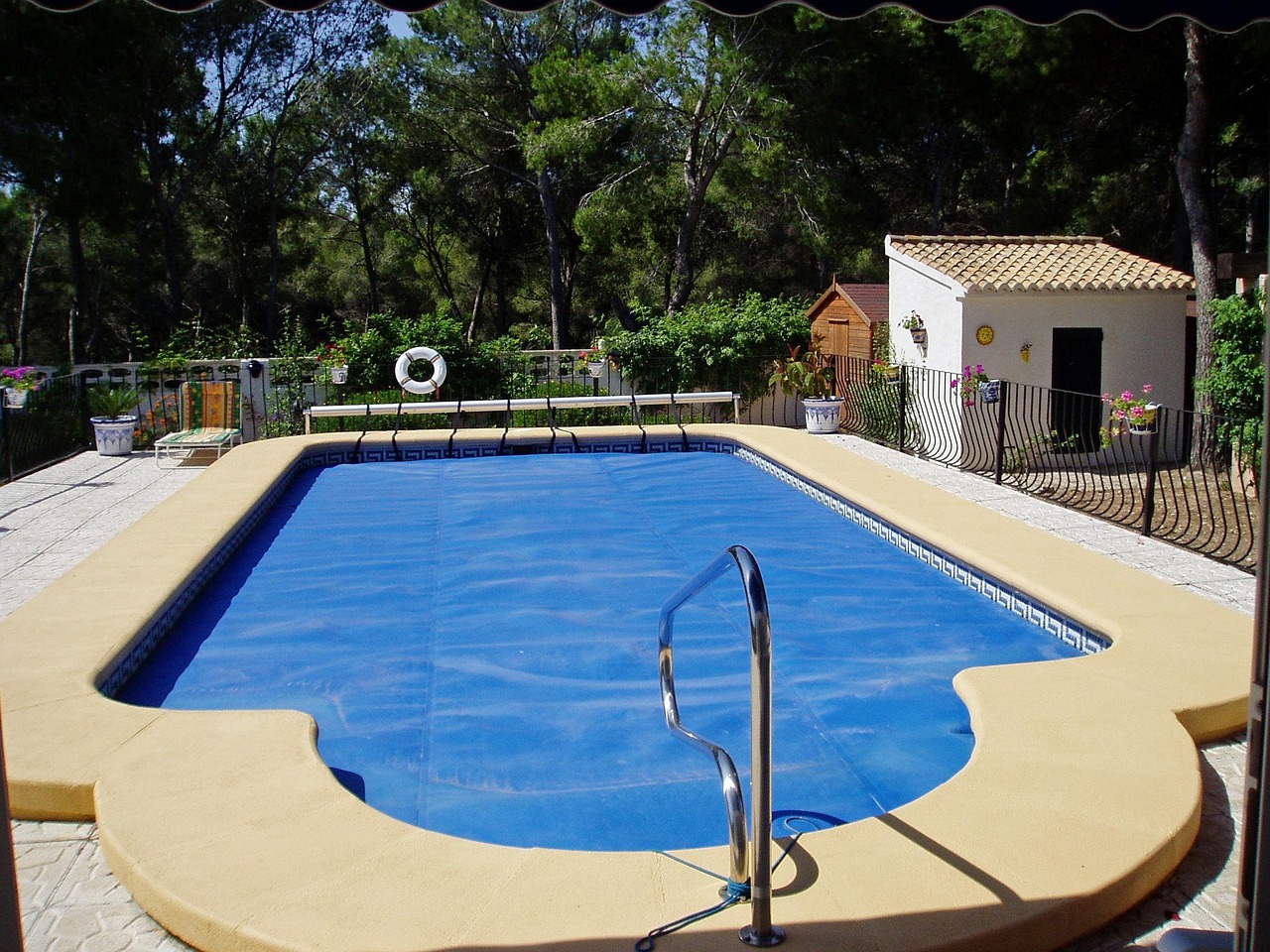 Vetting a pool builder in Cape Coral, FL